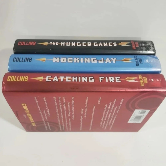 The Hungar Games Trilogy Set of 3 by Suzanne Collins. - Picture 4 of 9